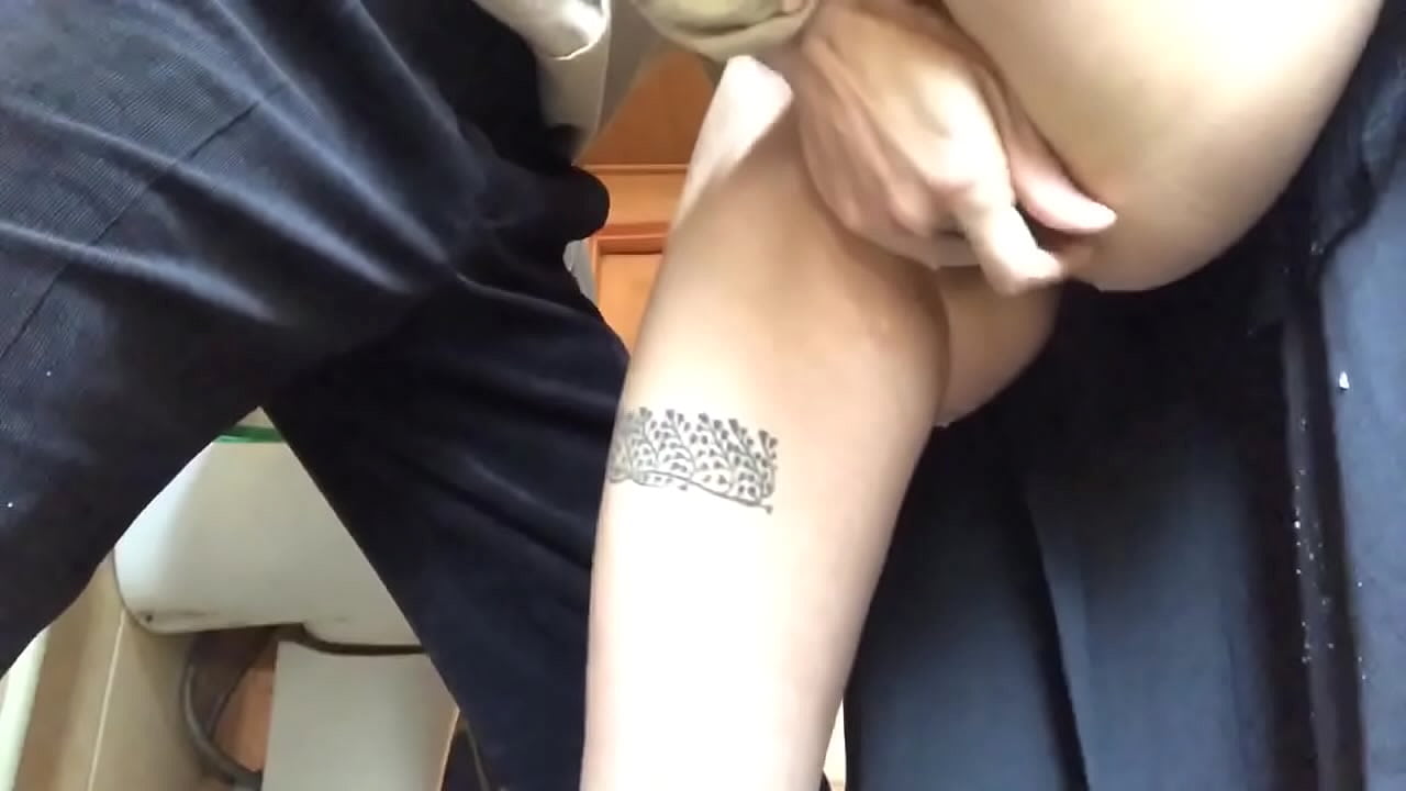 Squirt i totonu o le faleta'ele a'oga, ose fufuful orgasm - na faia e lo'u faiaoga le mea sili